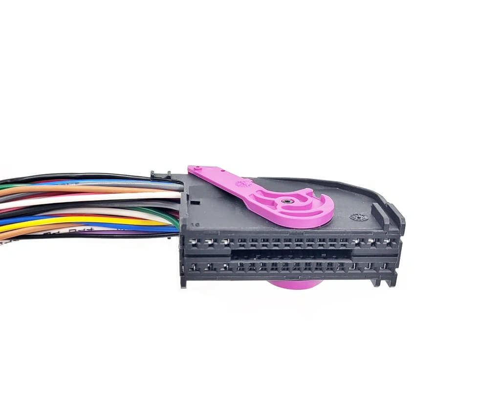 Sigorta Soketi 32 Pin Kablolu